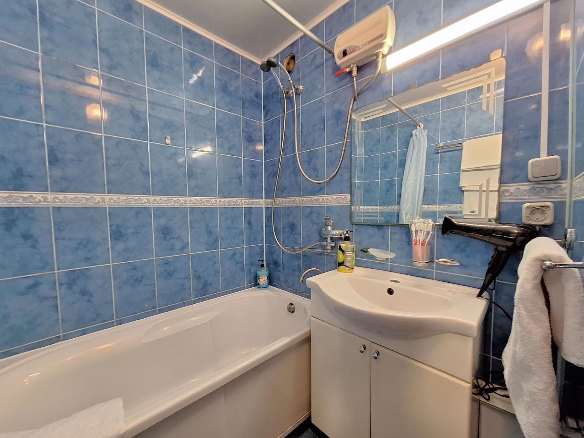פולטבה 4 Ліжка З Балконом Документи Для Відряджень Мережа Alex Apartments Безконтатне Заселення 24-7 מראה חיצוני תמונה